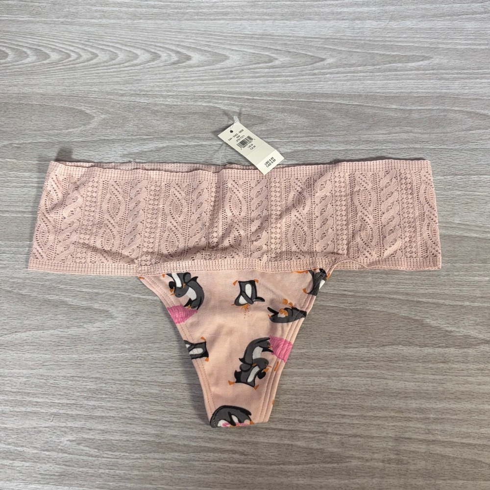 NEW Aerie Panties Womens Medium Pink Penguin Print Lace Waist Thong Underwear